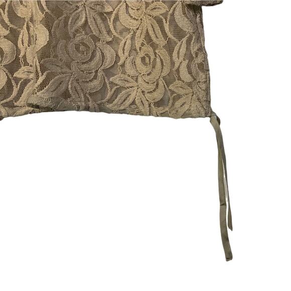 Tommy Bahama Cream Rose Lace Blouse, Size L - Picture 6 of 7